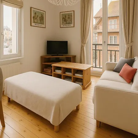 Hyper Centre 3 דירה *